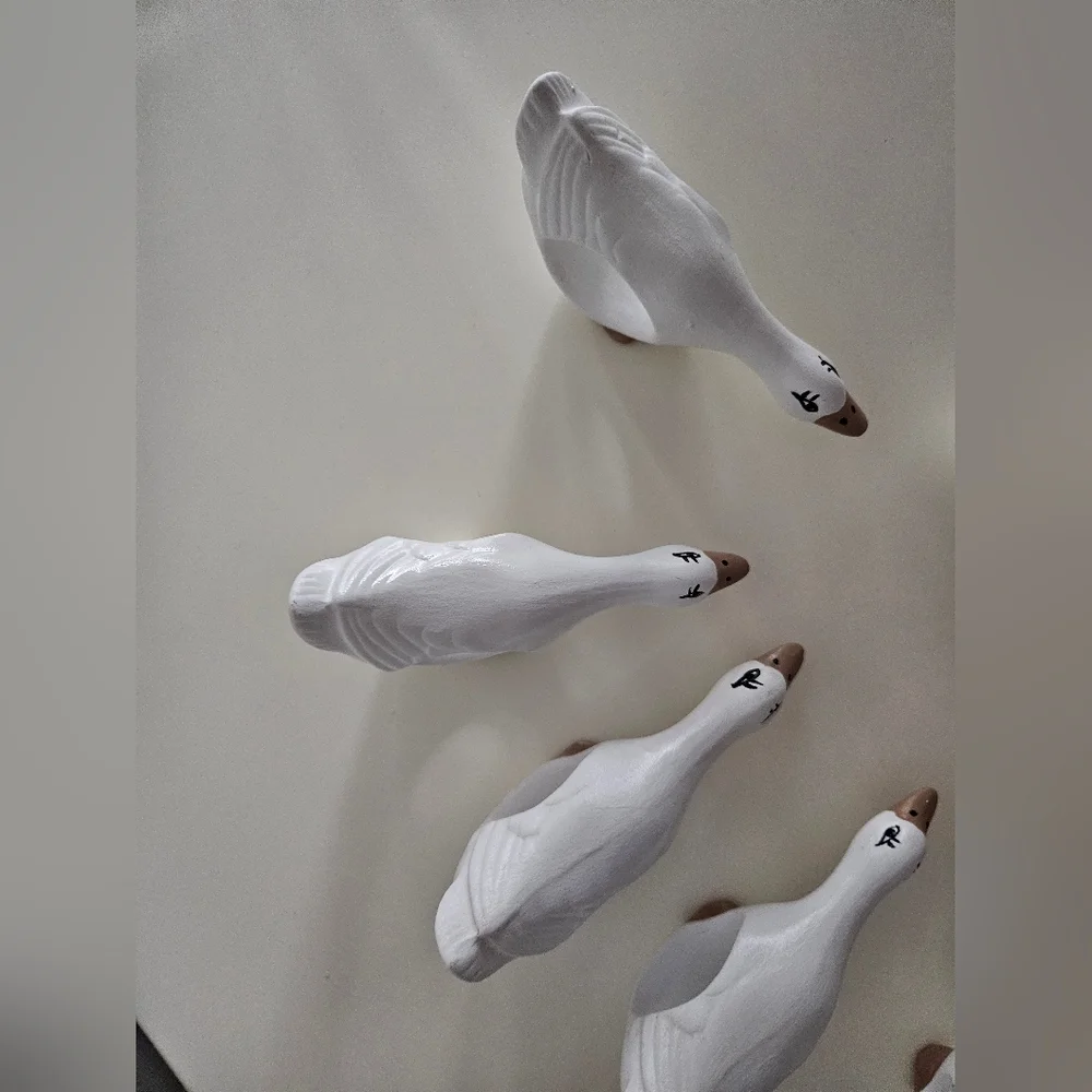 White Hand Painted Ceramic Goose Napkin Rings x 7